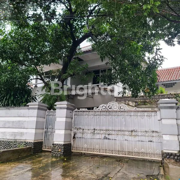 Gambar Property PAVILIUN LUAS 250M² UNTUK KANTOR/CAFE DI KEBAYORAN BARU