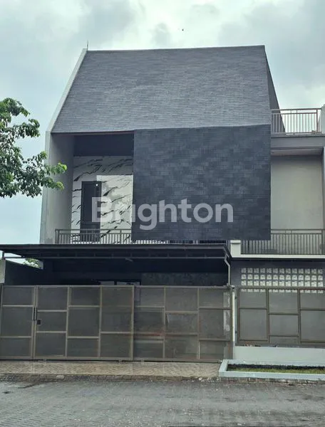 Gambar Property RUMAH MEWAH 3 LANTAI DI PAKUWON CITY, ADA KOLAM RENANG