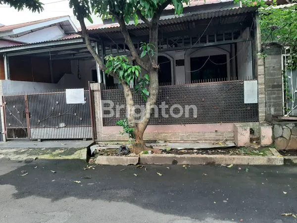 Gambar Property RUMAH DI GRAHA BINTARO STRATEGIS