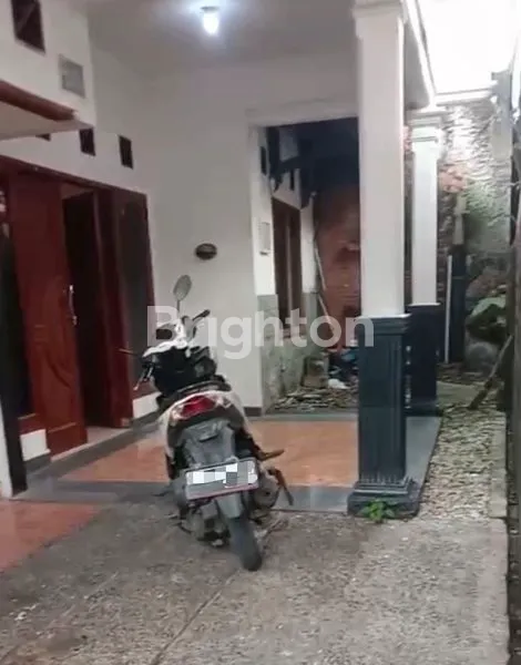 Gambar Property RUMAH MURAH DI CIGANJUR JAGAKARSA JAKARTA SELATAN – LT 121 M², LB 100 M², 3 KT, HARGA 965 JUTA