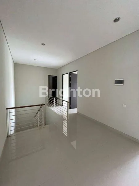 image MEWAH RUMAH BARU DI SUTOREJO PRIMA SELATAN (2)