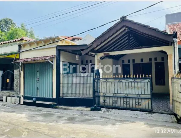 Gambar Property JUAL RUMAH SIAP HUNI BISA UNTUK USAHA DI LOKASI STRATEGIS