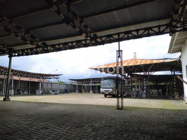 image GUDANG STRATEGIS JL IR SOEKARNO KOTA BATU (2)