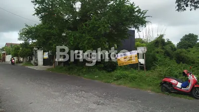 image TANAH DI PINGGIR JALAN (3)