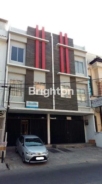Gambar Property RUKO STRATEGIS MUARA KARANG TIMUR, SHM, 3.5 LANTAI