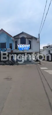 image RUKO POJOKAN SIAP HUNI DAERAH STRATEGIS DEKAT RSUD COCOK UNTUK KANTOR,TOKO DAN KULINER (1)