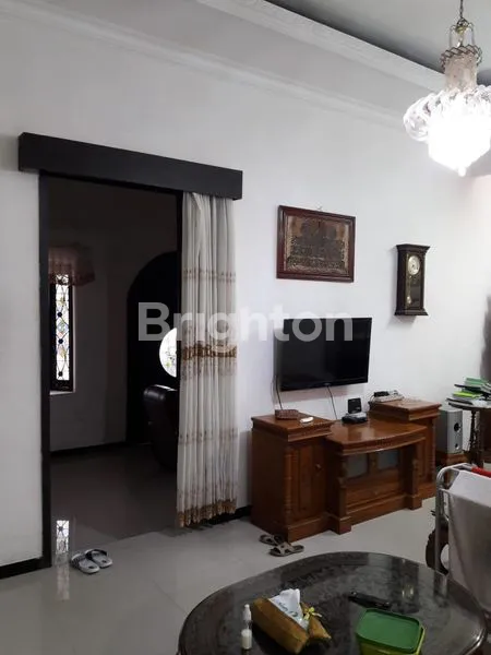 image RUMAH NYAMAN & SIAP HUNI DI TENGAH KOTA MALANG (2)