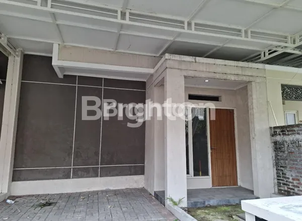Gambar Property DISEWAKAN RUMAH 2LT MASIH GRESS