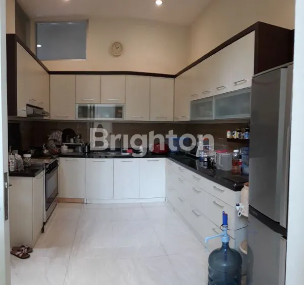 image RUMAH FURNISHED PAKUWON CITY PALM BEACH (5)