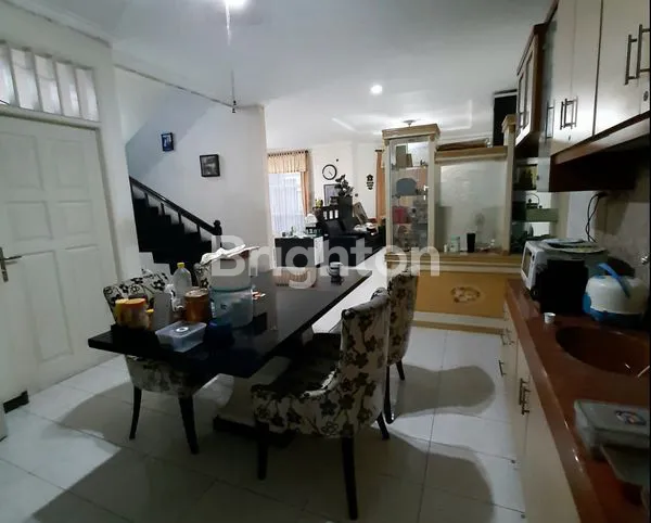 image RUMAH SIMPANG DARMO PERMAI SELATAN (2)