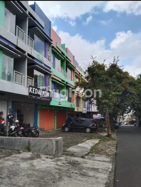 image RUKO 3 LANTAI LOKASI PUSAT KOTA BATU (2)
