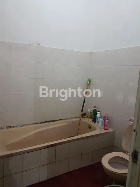 image RUMAH HOOK SIAP HUNI TENGAH KOTA SIDOARJO (4)