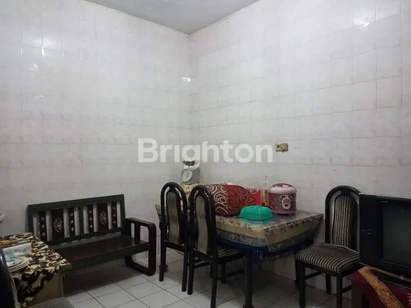 image RUMAH HOOK SIAP HUNI TENGAH KOTA SIDOARJO (3)