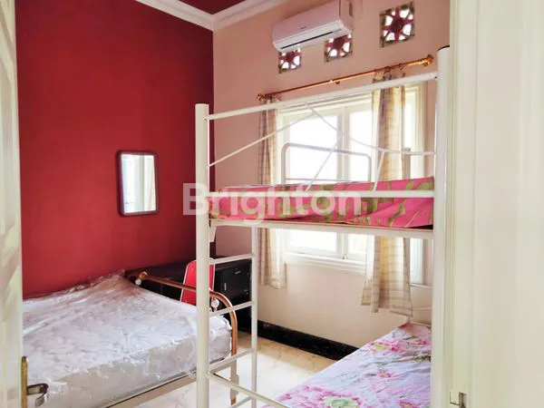 image RUMAH MEWAH MODEL MEDITERANIA LUAS ADA KOLAM RENANG 2 LANTAI SEMI FURNISHED DI PUNCAK DIENG KOTA MALANG (13)