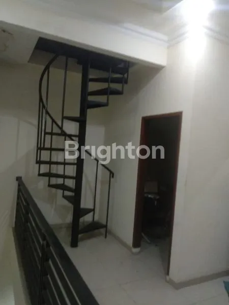 image RUMAH SIAP HUNI KAWASAN GRAND VIEW BINONG TANGERANG (2)