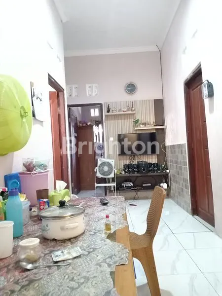 image WISMA LIDAH KULON, WIYUNG, MINIMALIS, DEKAT MALL, BARU RENOV, MURAH BU (2)