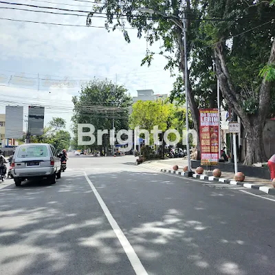 image RUMAH PEKARANGAN LUAS LOKASI STRATEGIS DI TENGAH KOTA SEMARANG (6)