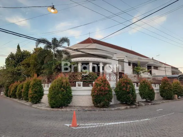 image RUMAH MEWAH VILLA KALIJUDAN INDAH (1)