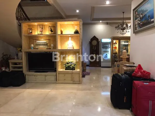 image RUMAH RAPI SIAP HUNI DI KELAPA CENGKIR KELAPA GADING (5)