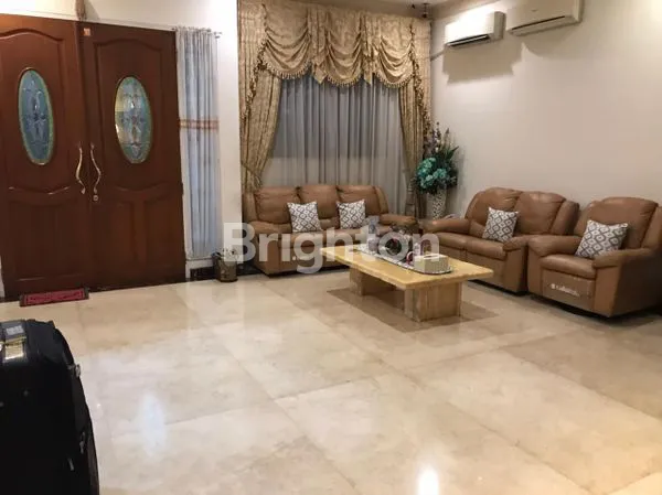 image RUMAH RAPI SIAP HUNI DI KELAPA CENGKIR KELAPA GADING (1)
