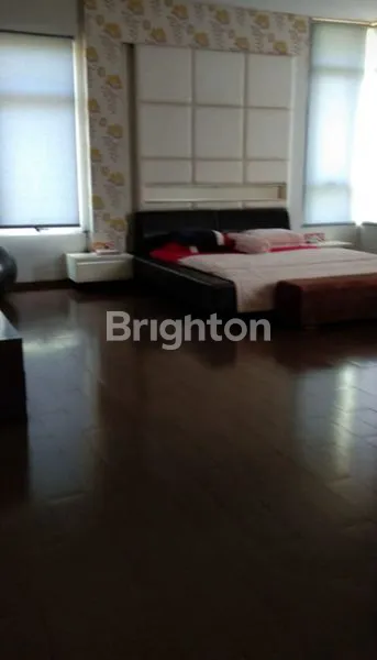 image RUMAH TAMAN TELAGA GOLF BSD TANGERANG (5)