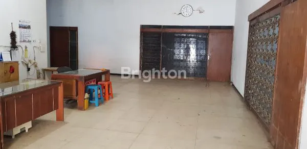 image RUMAH AREA KOMERSIAL PUSAT KOTA JALAN SAM RATULANGI, DEKAT JL. KARTINI, RAYA DARMO SURABAYA (4)