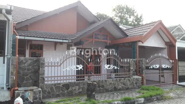 image RUMAH DI PERUM DELTASARI INDAH SIDOARJO (1)