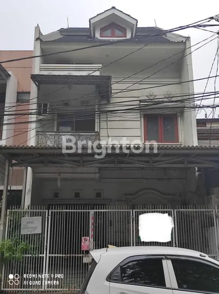 RUMAH SIAP HUNI DI JALAN KEMENANGAN