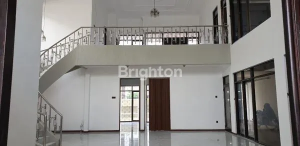 image RUMAH DHARMAHUSADA INDAH BARAT (2)