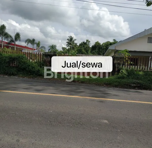 BANGUNAN TRNGAH KOTA COCOK UNTUK GUDANG