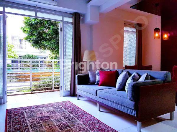 image HUNIAN ALA RESORT APARTEMEN COSMOPOLIS,PUSAT KOTA,TERMEWAH DI KELASNYA (2)