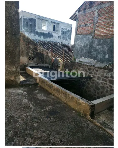 image CEPAT RUKO 3 LANTAI JANTUNG KOTA KALISAT  (8)