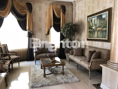 image GRAHA FAMILI MEWAH TYPE MEDITERANIA FULL FURNISH TERAWAT (1)