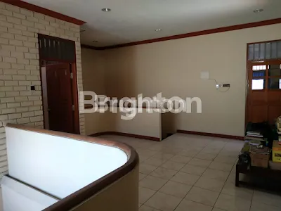 image RUMAH 2 LANTAI LOKASI STRATEGIS (2)