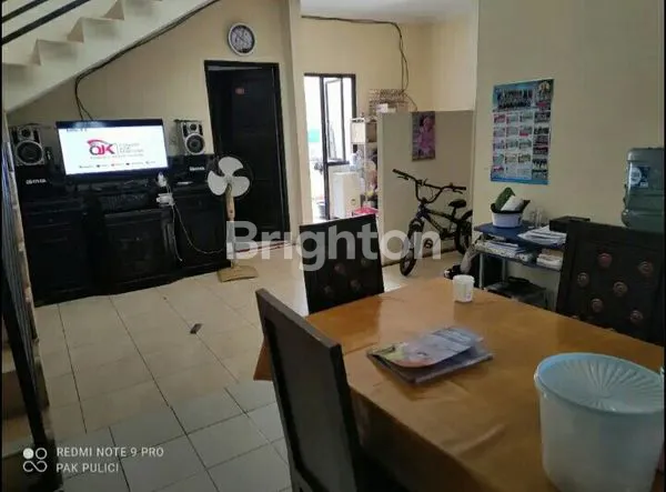 image RUMAH 2 LANTAI DI JATISARI BEKASI KOTA (4)