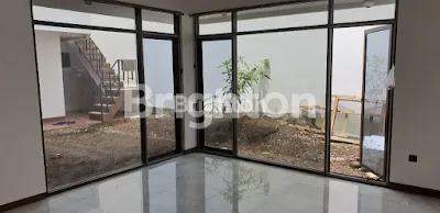 image DARMAHUSADA INDAH BARAT DEKAT ATLAS (6)