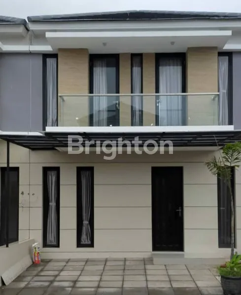 image RUMAH MURAH MINIMALIS 2 LANTAI DI WELLINGTON PARK (2)