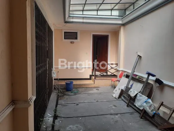 image RUMAH SIAP HUNI DI PINGGIR JALAN BESAR KOTA UNGARAN (7)