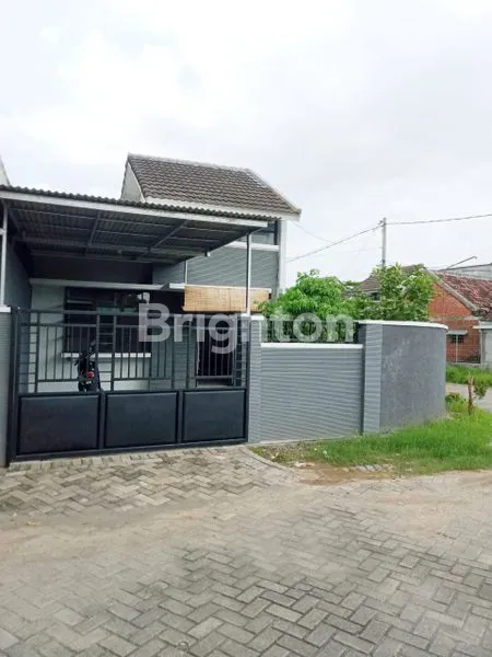 image RUMAH BERSIH TERAWAT DI SUKODONO (2)