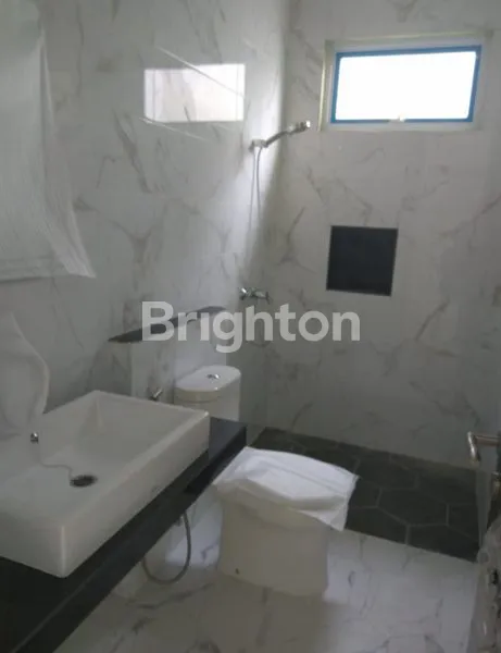 image RUMAH DI LIPPO KARAWACI CENTRAL TANGERANG (3)