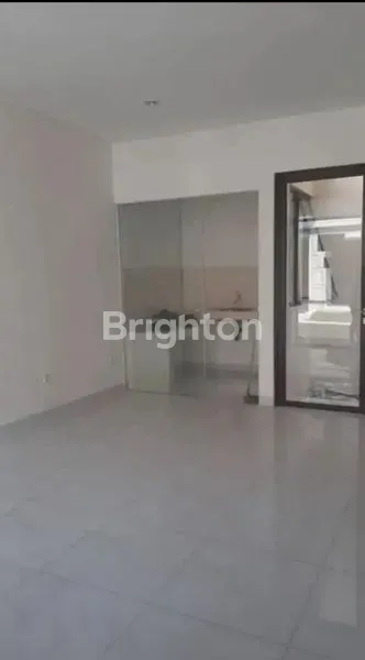 image RUMAH DI LAVON SUVARNA SUTERA CIKUPA TANGERANG (2)