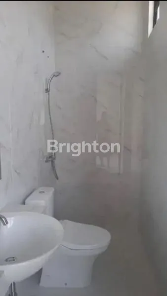 image RUMAH DI LAVON SUVARNA SUTERA CIKUPA TANGERANG (3)