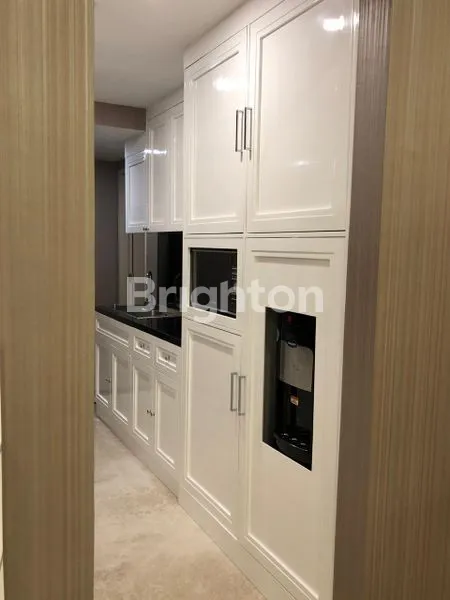 image THE PEAK WITH PRIVATE LIFT FURNISH MEWAH (2)