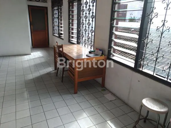 image RUMAH LAMA DARMO PERMAI UTARA (4)