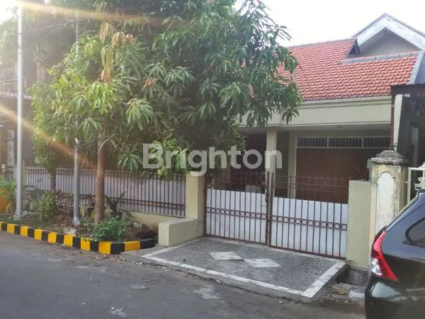 image RUMAH D DI RUNGKUT ASRI TENGAH (1)