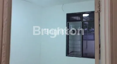 image RUMAH MEWAH DGN HARGA MURAH DI JANTUNG KOTA SIDOARJO (7)