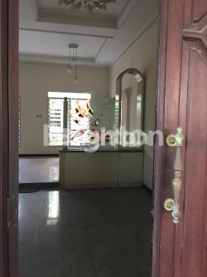 image RUMAH MEWAH DGN HARGA MURAH DI JANTUNG KOTA SIDOARJO (1)