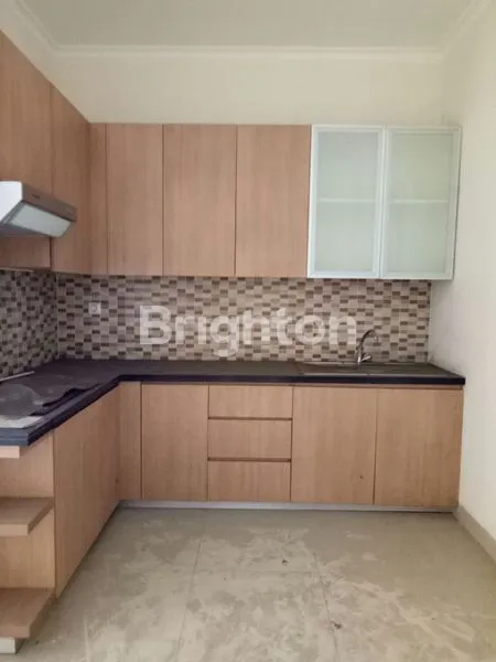 image RUMAH DI RUBY PONDOK HIJAU GOLF (PHG) SUMMARECON SERPONG TANGERANG (6)