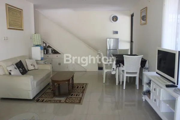 image VILLA SUPER KECE  ORLANDO HILL 2 TAMAN DAYU FULL PERABOT ISTIMEWA (2)