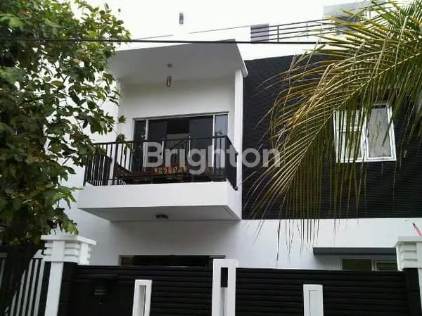 image RUMAH MINIMALIS DI SUNTER AGUNG JAKARTA UTARA (2)